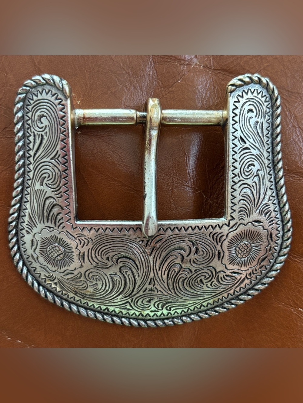Vintage Silver Tone Floral Etched Western Belt Buckle Twisted Rope Edge